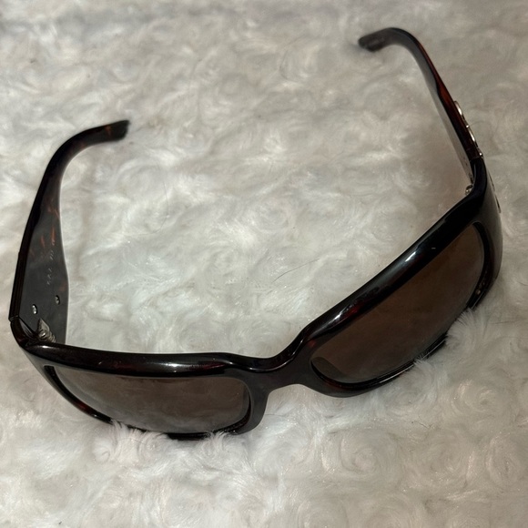 Elegant Dark Bolero Sunglasses - Picture 3 of 8